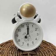 ساعت رومیزی 48 فضانورد