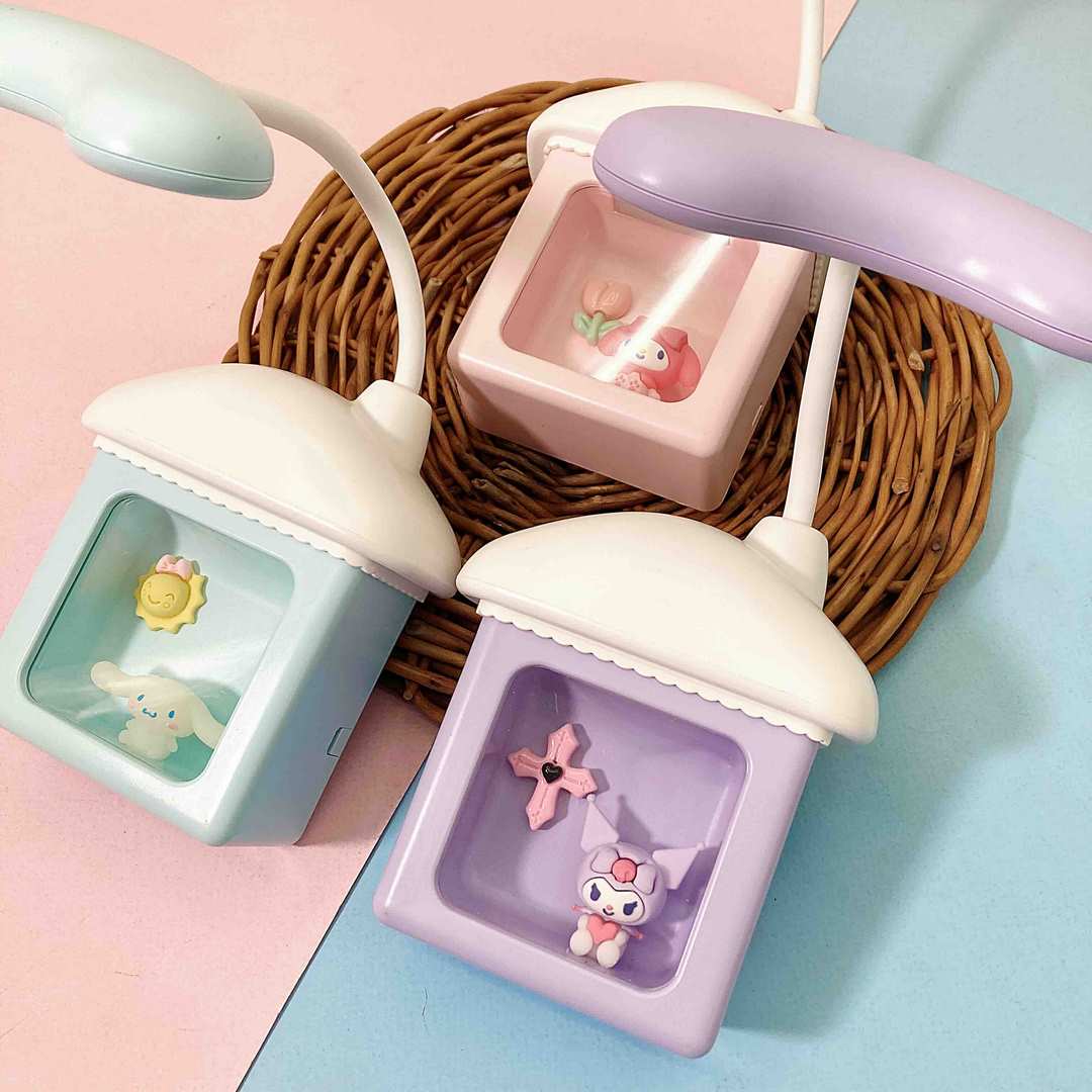 چراغ مطالعه کلبه سانریو 2306